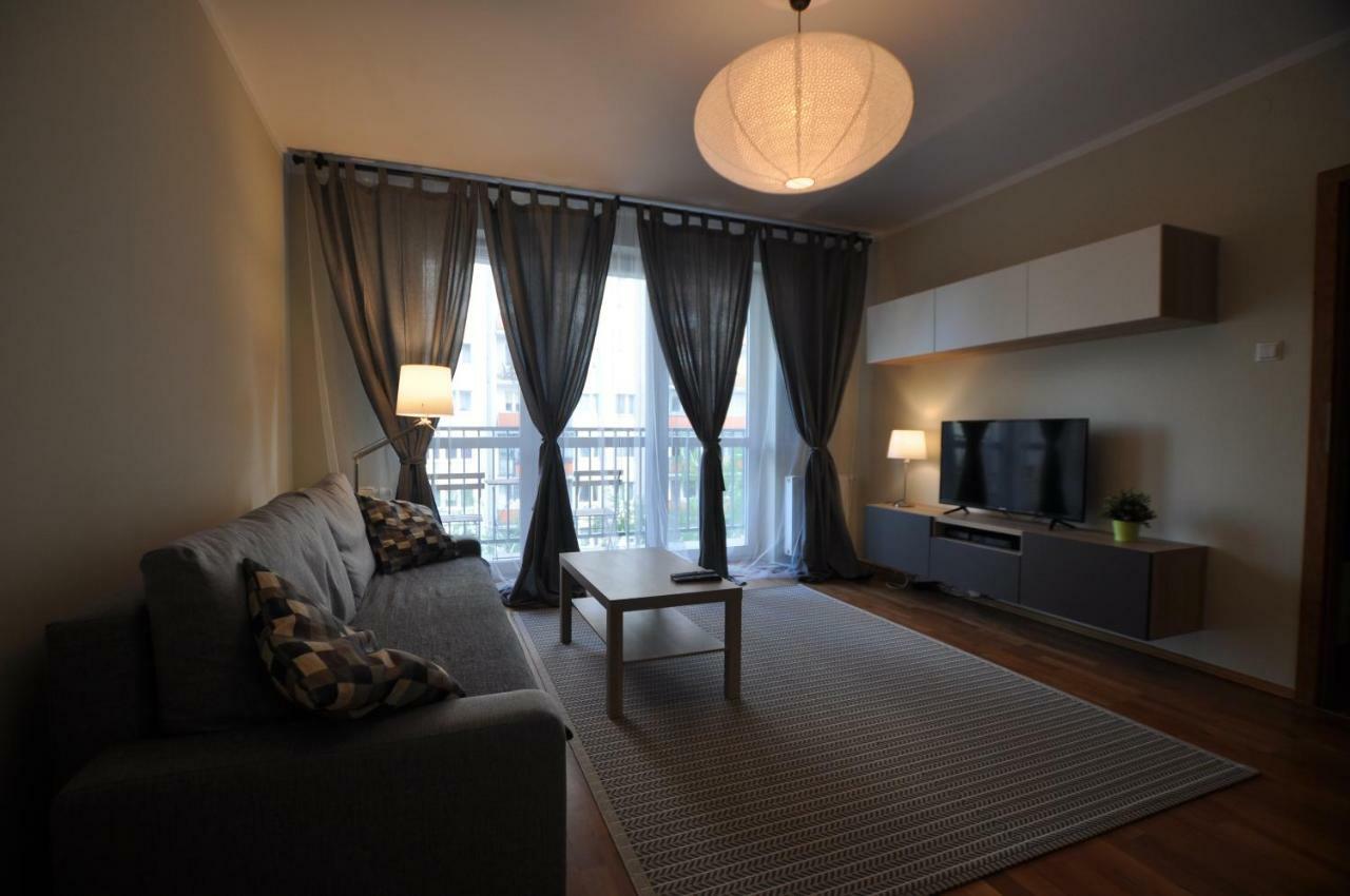 Fieldorfa Apartment Варшава Екстериор снимка
