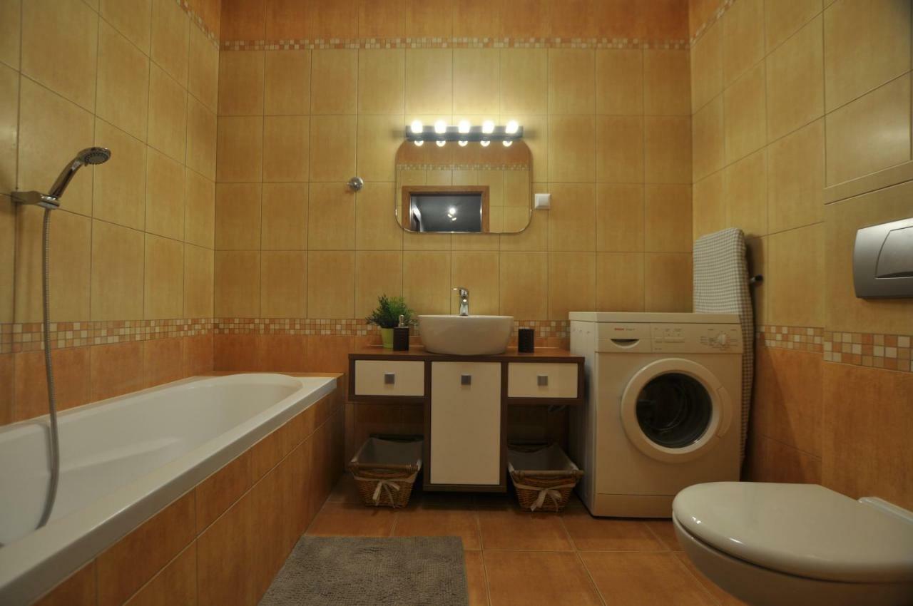 Fieldorfa Apartment Варшава Екстериор снимка
